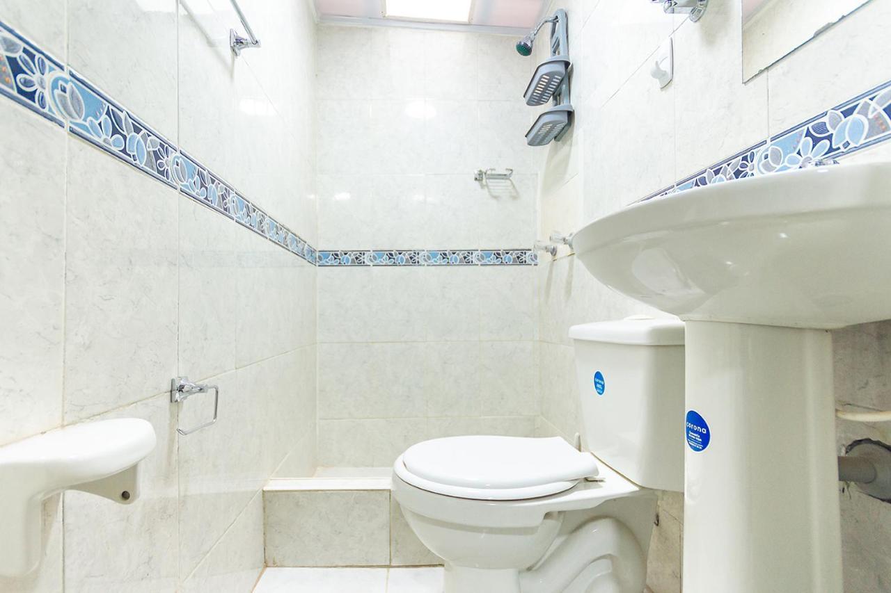 Hotel Ayenda Casa Howard 1092 Богота Екстериор снимка