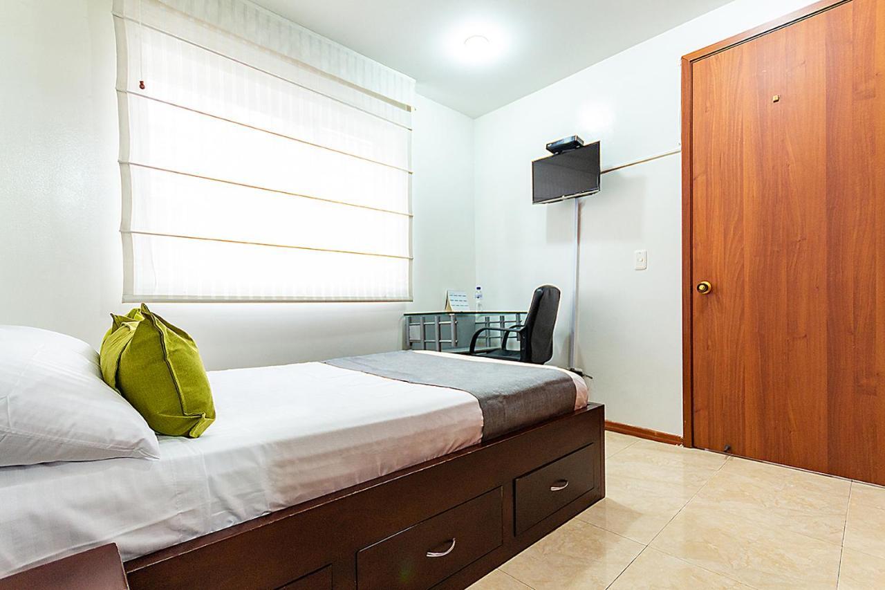 Hotel Ayenda Casa Howard 1092 Богота Екстериор снимка