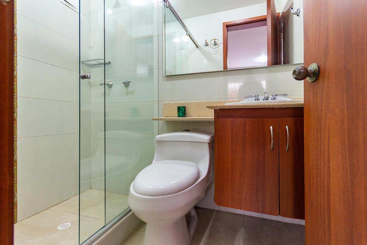 Hotel Ayenda Casa Howard 1092 Богота Екстериор снимка
