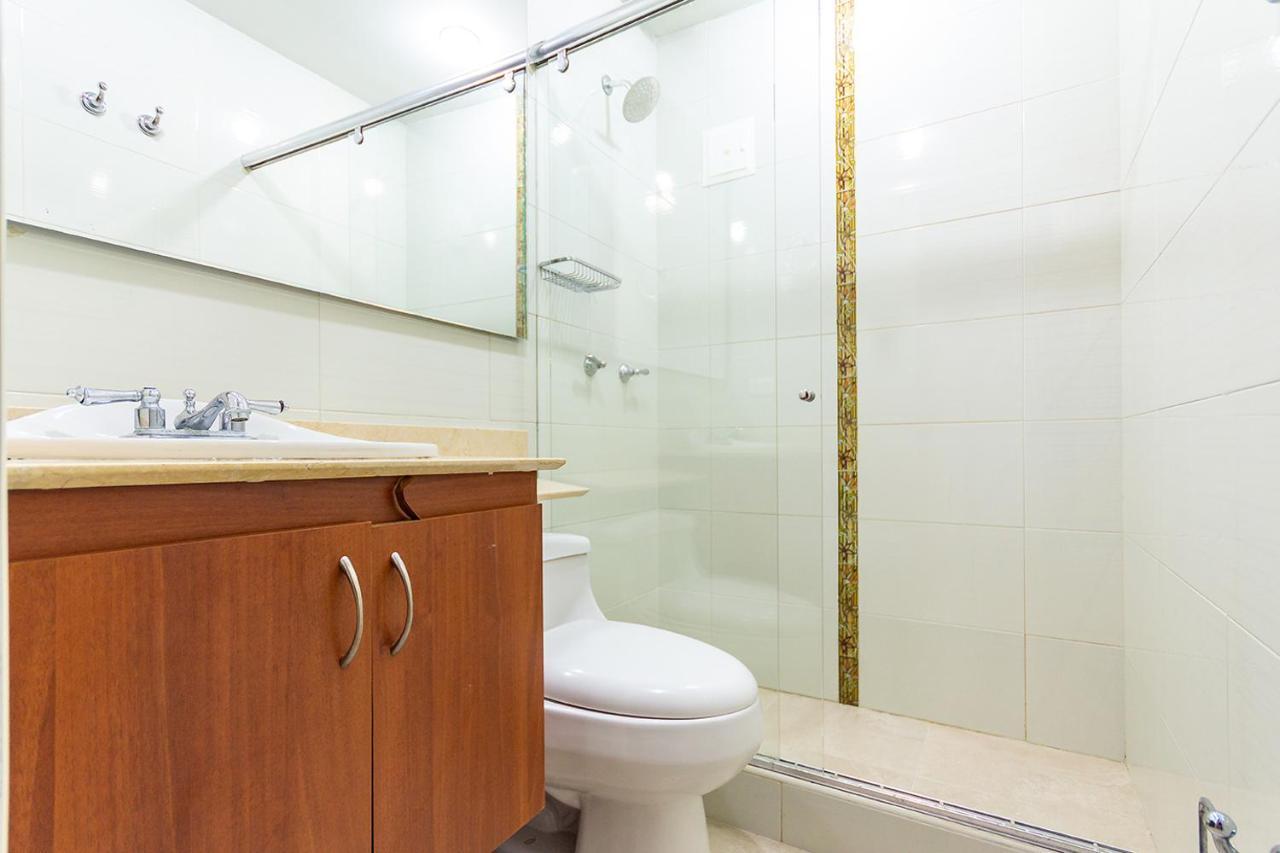 Hotel Ayenda Casa Howard 1092 Богота Екстериор снимка