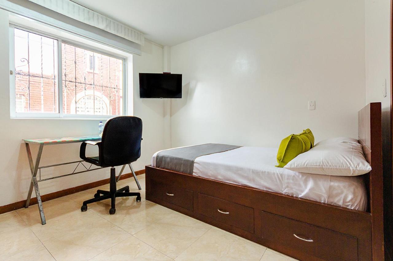 Hotel Ayenda Casa Howard 1092 Богота Екстериор снимка