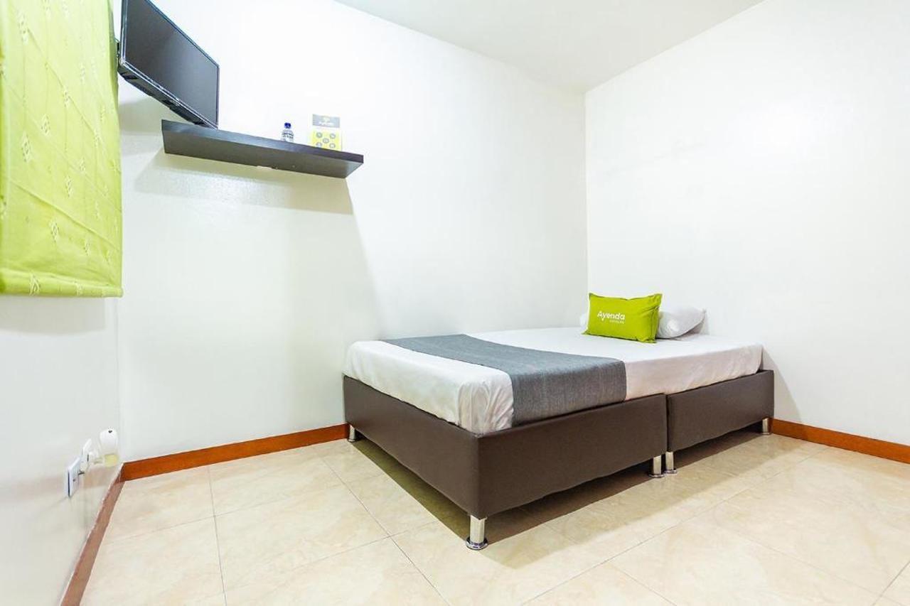Hotel Ayenda Casa Howard 1092 Богота Екстериор снимка